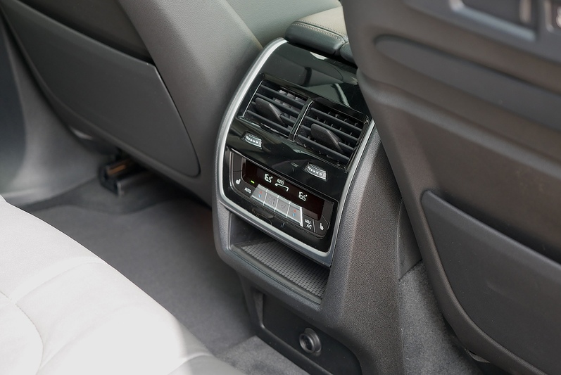 BMW X5 40i M Sport - Large 48