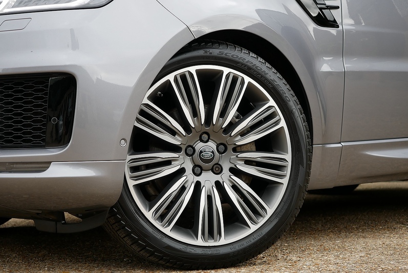 Land Rover Range Rover Sport D300 MHEV Autobiography Dynamic - Large 6