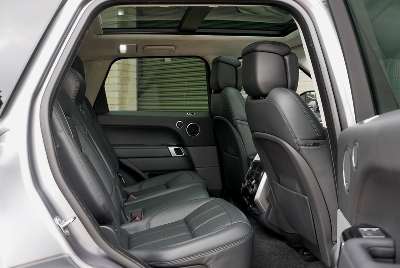 Land Rover Range Rover Sport D300 MHEV Autobiography Dynamic - Large 5