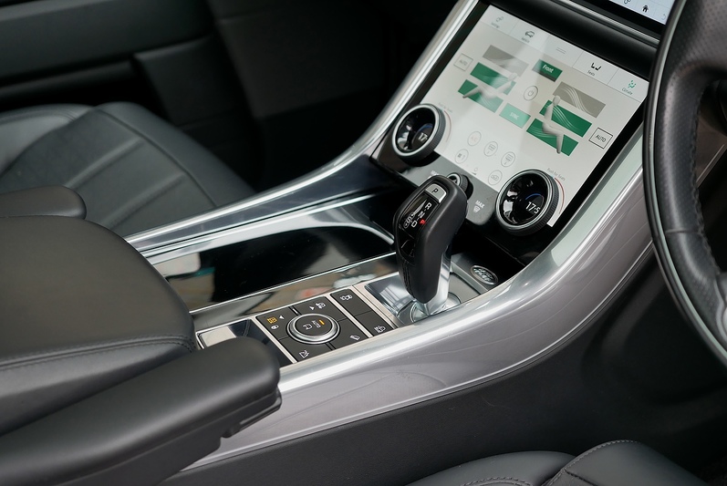 Land Rover Range Rover Sport D300 MHEV Autobiography Dynamic - Large 18