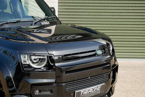 Land Rover Defender 110 D250 MHEV X-Dynamic SE - Large 20