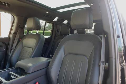 Land Rover Defender 110 D250 MHEV X-Dynamic SE - Large 16