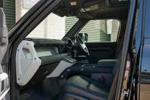 Land Rover Defender 110 D250 MHEV X-Dynamic SE - U776