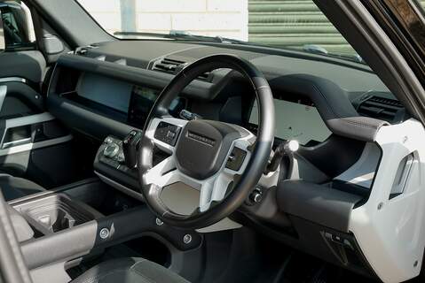 Land Rover Defender 110 D250 MHEV X-Dynamic SE - Large 27