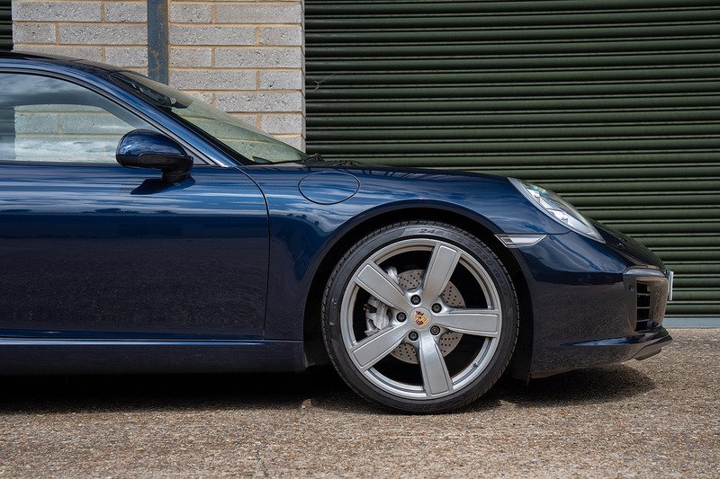 Porsche 911 T 991 Carrera - Large 36