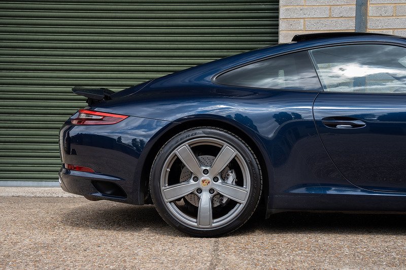 Porsche 911 T 991 Carrera - Large 35