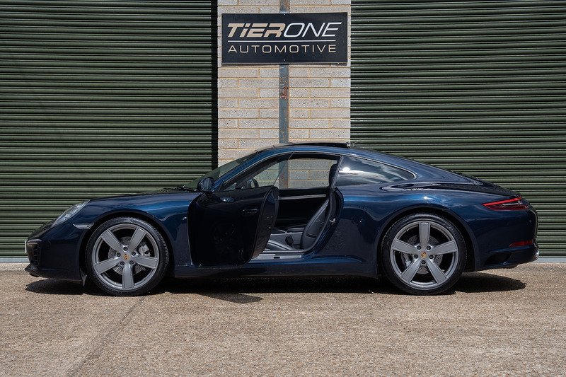 Porsche 911 T 991 Carrera - Large 2