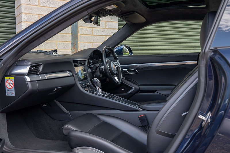 Porsche 911 T 991 Carrera - Large 3
