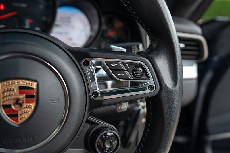 Porsche 911 T 991 Carrera - Large 24