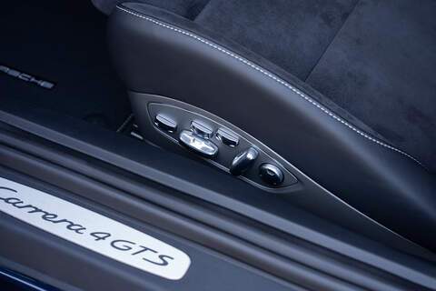 Porsche 911 T 991 Carrera 4 GTS - Large 13