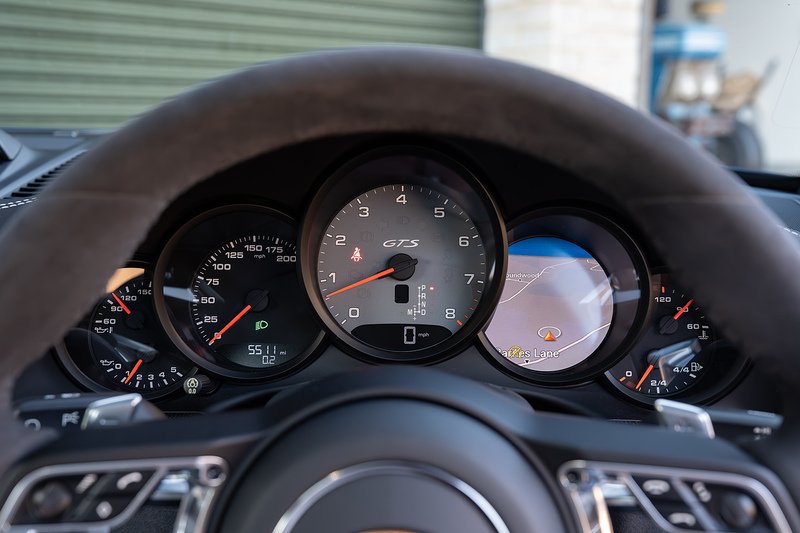 Porsche 911 T 991 Carrera 4 GTS - Large 26