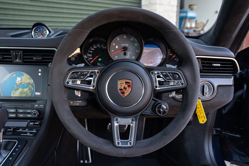 Porsche 911 T 991 Carrera 4 GTS - Large 15
