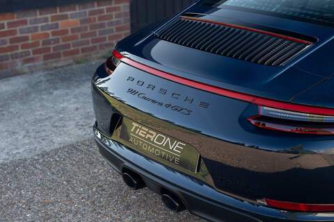 Porsche 911 T 991 Carrera 4 GTS - Large 22