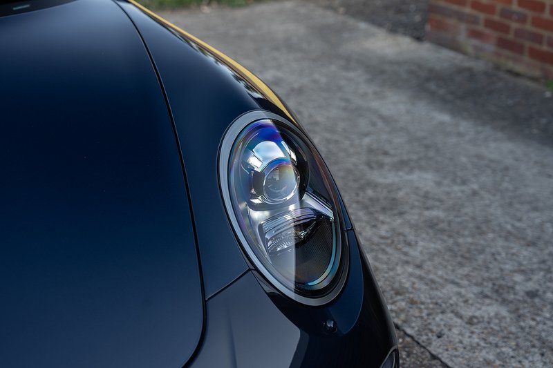 Porsche 911 T 991 Carrera 4 GTS - Large 24