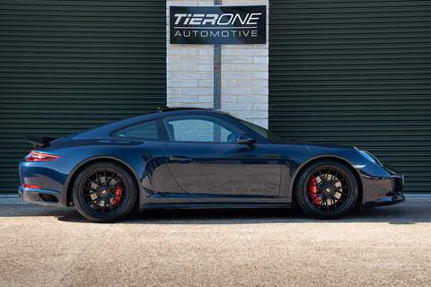 Porsche 911 T 991 Carrera 4 GTS - Large 9