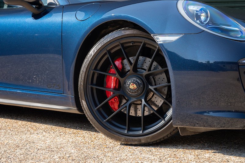 Porsche 911 T 991 Carrera 4 GTS - Large 47