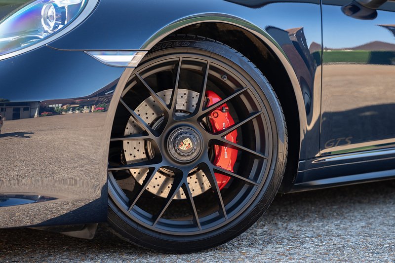 Porsche 911 T 991 Carrera 4 GTS - Large 6