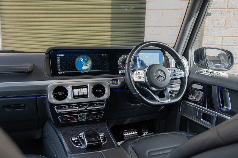 Mercedes-Benz G Class G400d AMG Line - Large 4