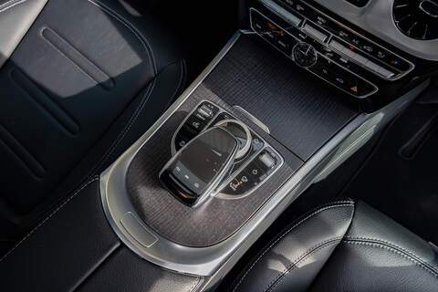Mercedes-Benz G Class G400d AMG Line - Large 13
