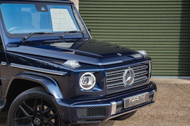Mercedes-Benz G Class G400d AMG Line - Large 44
