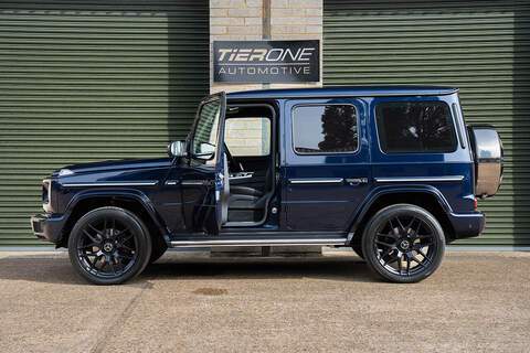 Mercedes-Benz G Class G400d AMG Line - Large 2