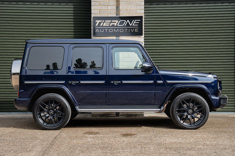 Mercedes-Benz G Class G400d AMG Line - Large 9