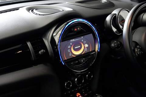 MINI Hatch Cooper S - Large 13