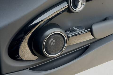MINI Hatch Cooper S - Large 29