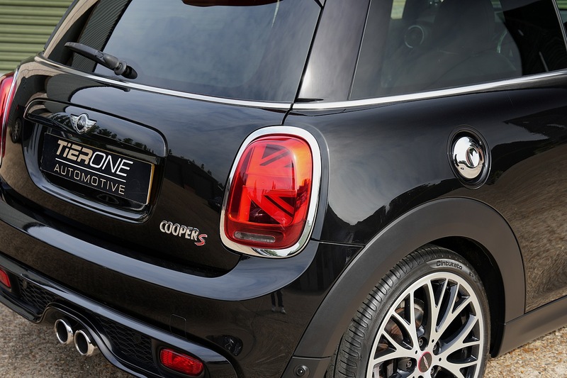 MINI Hatch Cooper S - Large 28