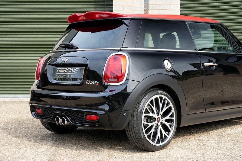 MINI Hatch Cooper S - Large 34