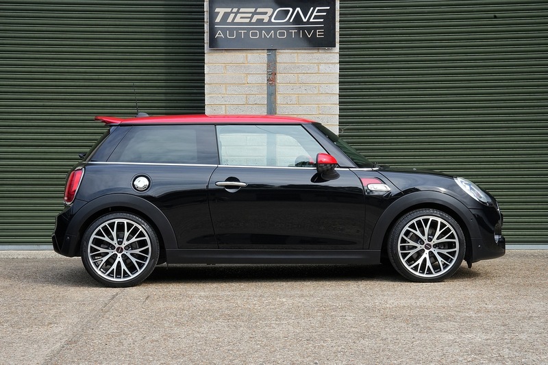 MINI Hatch Cooper S - Large 9