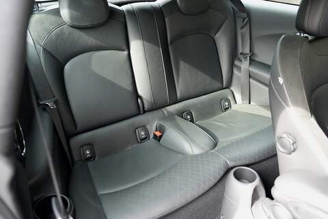 MINI Hatch Cooper S - Large 18
