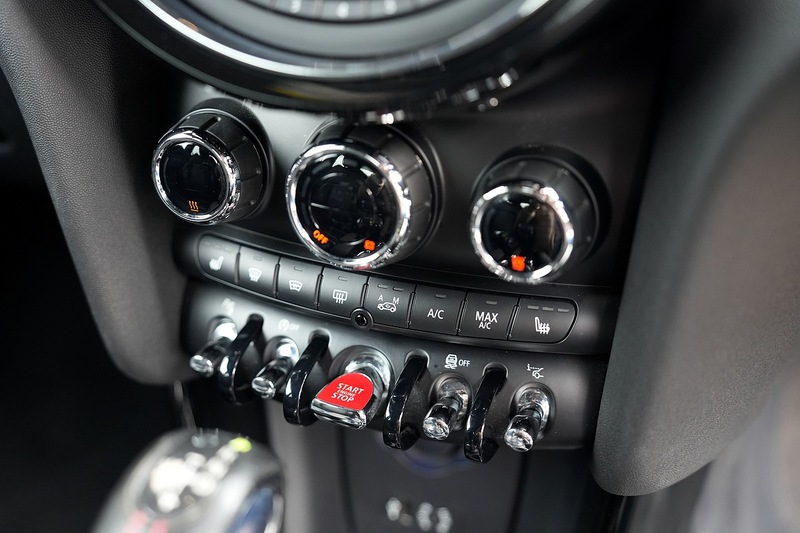 MINI Hatch Cooper S - Large 16