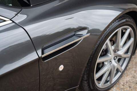 Aston Martin Vantage V8 - Large 27