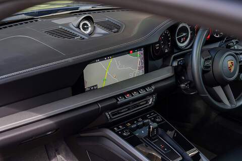 Porsche 911 T 992 Carrera S - Large 14
