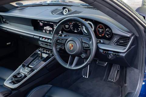 Porsche 911 T 992 Carrera S - Large 27