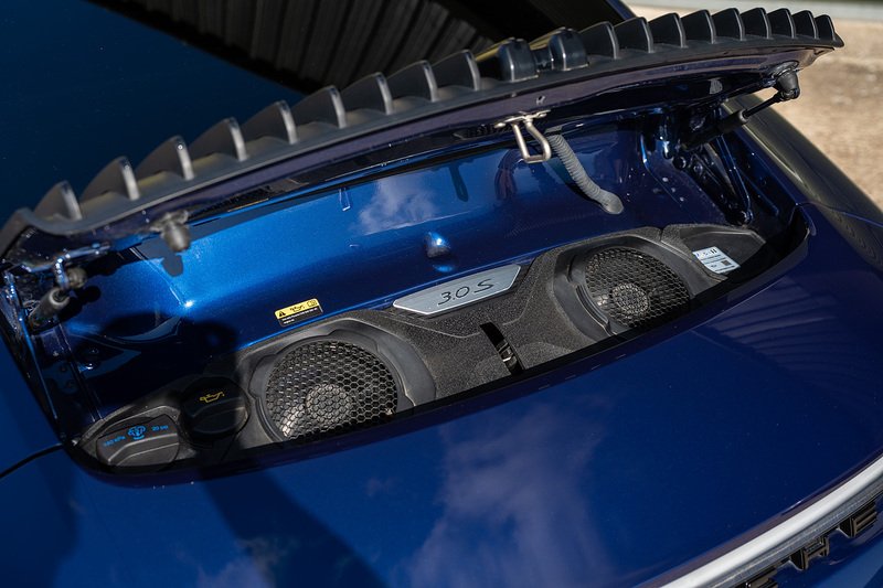 Porsche 911 T 992 Carrera S - Large 53