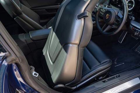 Porsche 911 T 992 Carrera S - Large 36