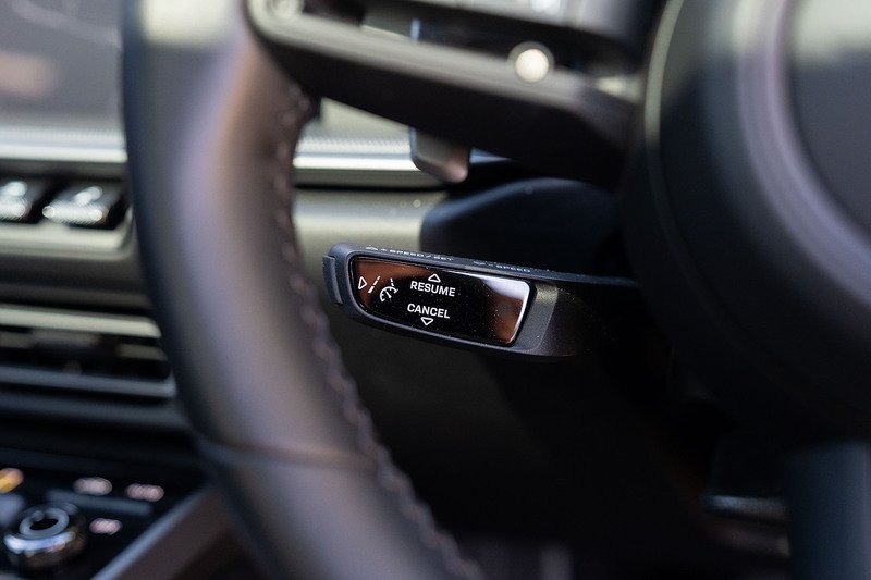Porsche 911 T 992 Carrera S - Large 30