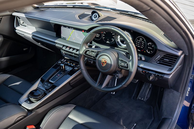 Porsche 911 T 992 Carrera S - Large 40