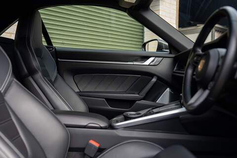 Porsche 911 T 992 Turbo S - Large 31