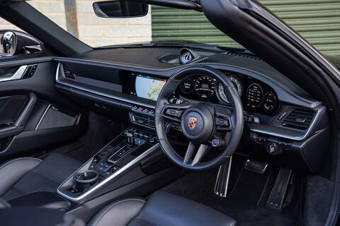 Porsche 911 T 992 Turbo S - Large 38
