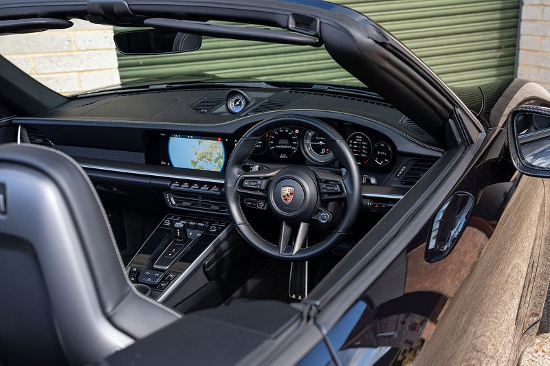 Porsche 911 T 992 Turbo S - Large 45