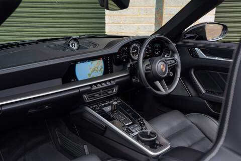 Porsche 911 T 992 Turbo S - Large 4