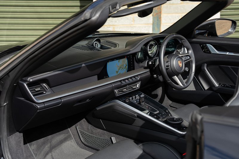 Porsche 911 T 992 Turbo S - Large 30