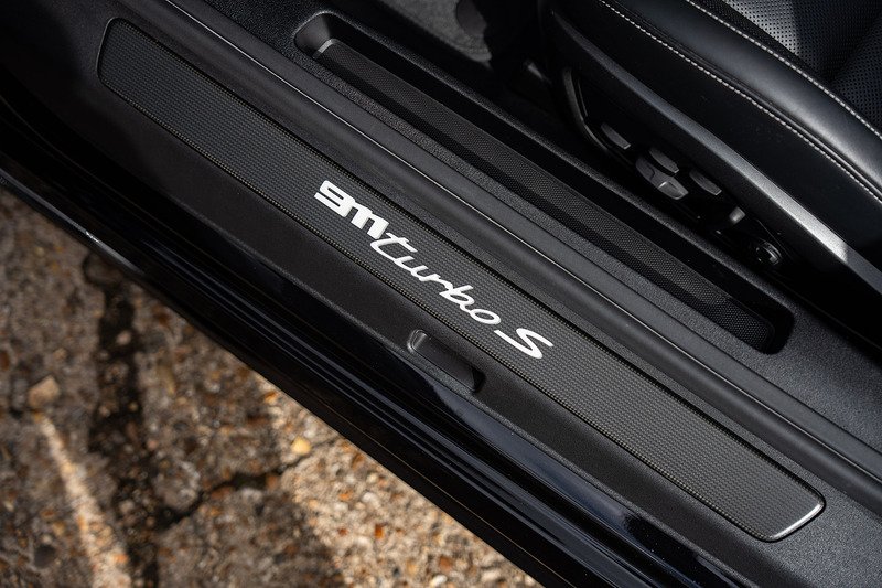 Porsche 911 T 992 Turbo S - Large 16