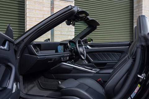 Porsche 911 T 992 Turbo S - Large 3