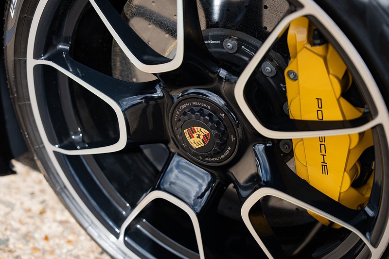 Porsche 911 T 992 Turbo S - Large 27