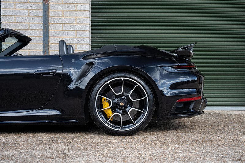 Porsche 911 T 992 Turbo S - Large 56