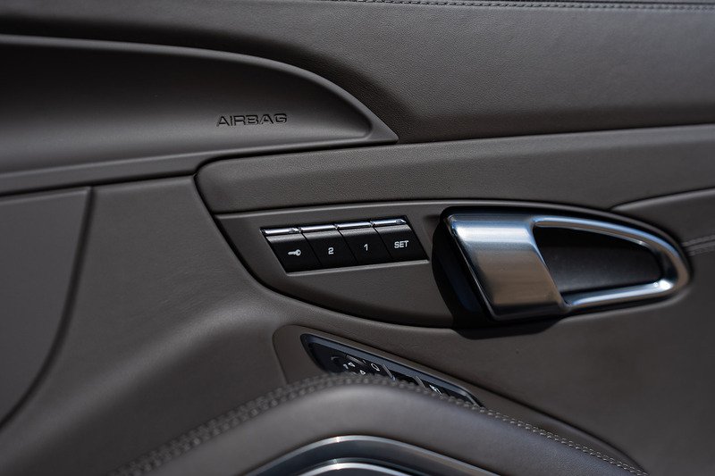 Porsche 911 T 991 Carrera GTS - Large 38